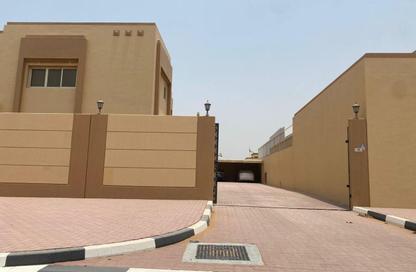Townhouse - 5 Bedrooms - 6 Bathrooms for rent in Al Riffa - Ras Al Khaimah
