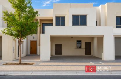 Townhouse - 3 - 3 for rent in Hayat Townhouses - Town Square - Dubai