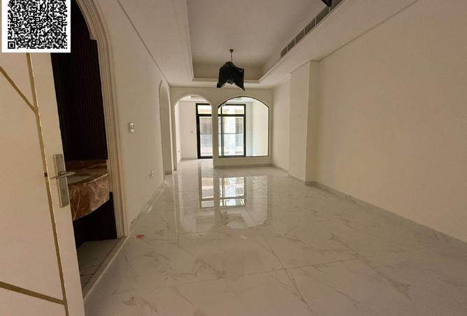 78188910 - Property Image 2