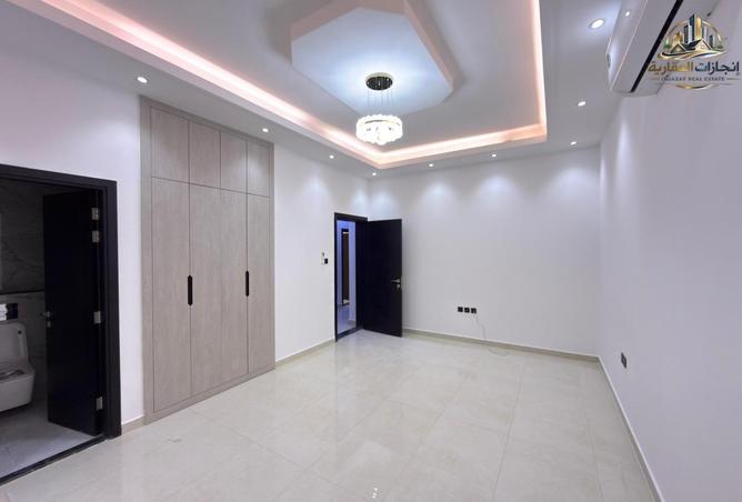 100391852 - Property Image 2