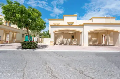 فيلا - 3 غرف نوم - 3 حمامات للايجار في الينابيع 14 - الينابيع - دبي