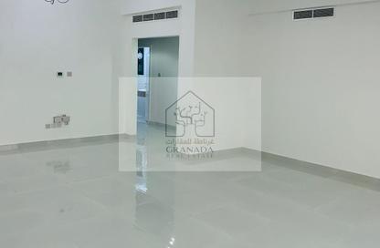Apartment - 3 Bedrooms - 4 Bathrooms for rent in Jawahar Tower - Al Majaz - Sharjah