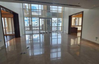 Penthouse - 4 Bedrooms - 5 Bathrooms for rent in Marina Residences 1 - Marina Residences - Palm Jumeirah - Dubai