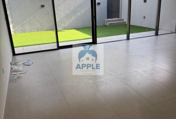 96129993 - Property Image 3