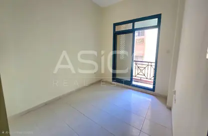 شقة - غرفة نوم - 2 حمامات للايجار في مبنى سلطان لوتاه - المرقبات - ديرة - دبي