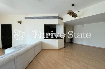 Apartment - 2 Bedrooms - 2 Bathrooms for rent in La Riviera - Dubai Marina - Dubai