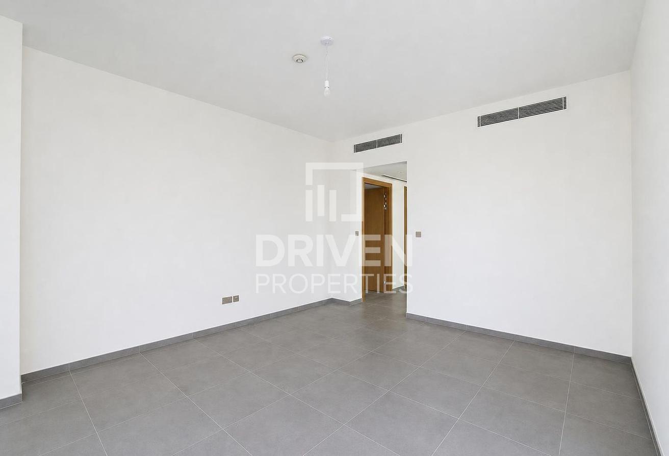 Single Row | Flexible Cheques | Prime Location photo 16
