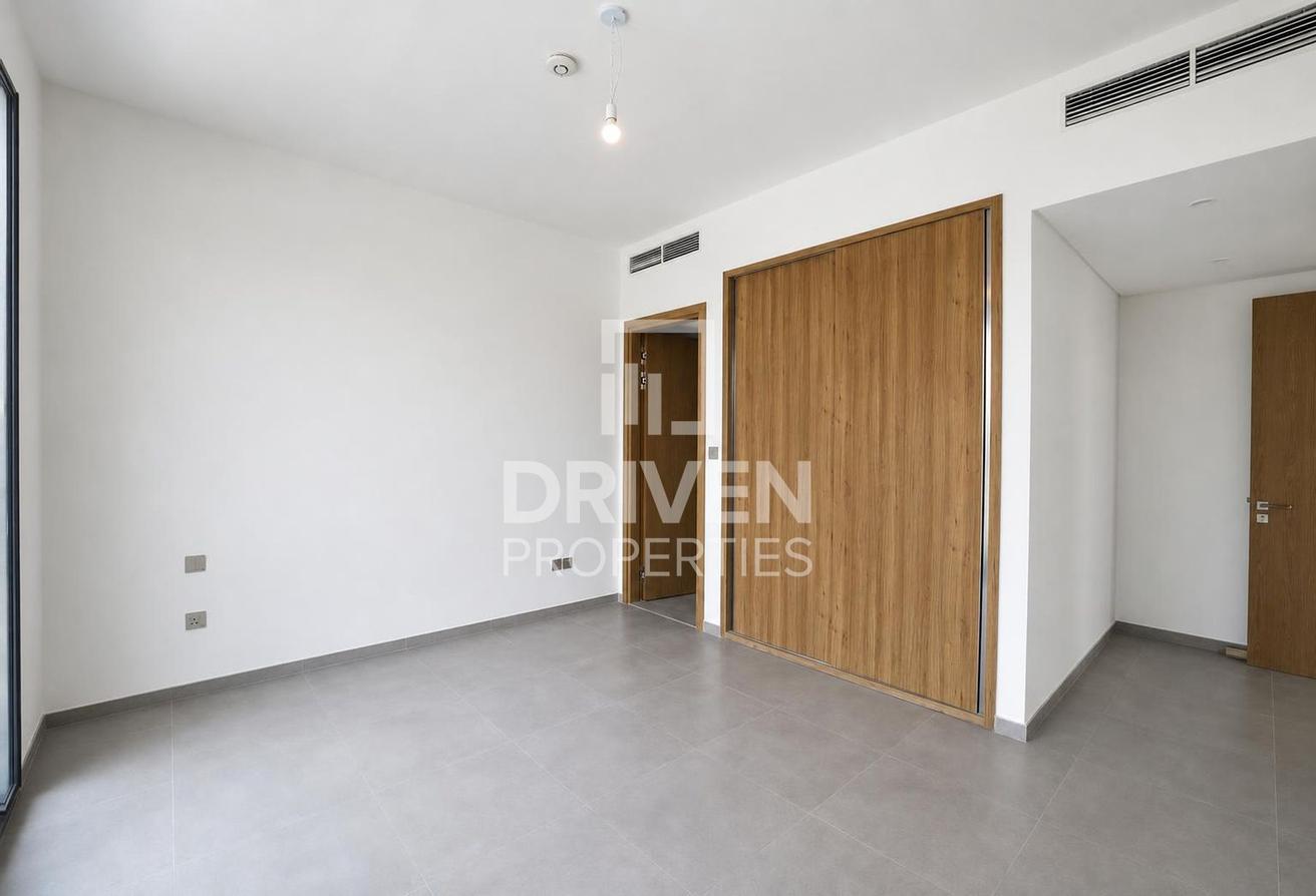 Single Row | Flexible Cheques | Prime Location photo 17