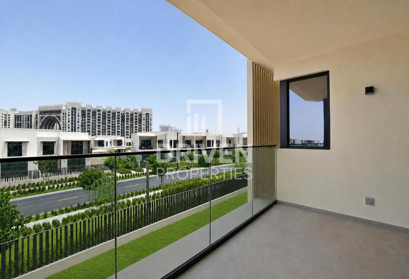 Single Row | Flexible Cheques | Prime Location photo 25