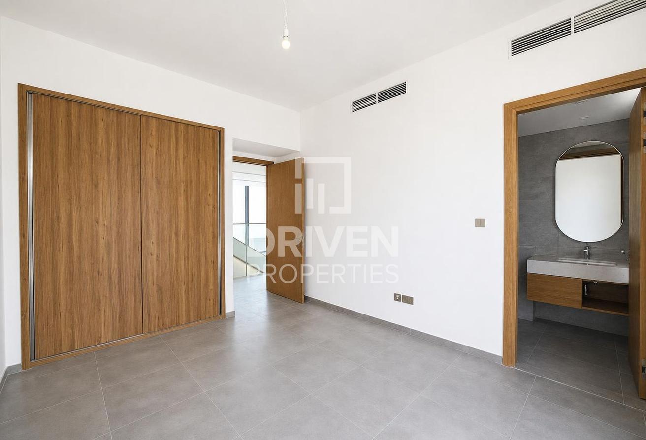 Single Row | Flexible Cheques | Prime Location photo 14