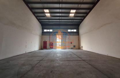 Warehouse - Studio for rent in Al Sajaa S - Al Sajaa - Sharjah
