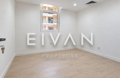 Apartment - 1 - 2 for rent in Weston Court 1 - Weston Court - Motor City - Dubai