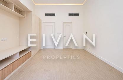 Apartment - 1 - 2 for rent in Weston Court 1 - Weston Court - Motor City - Dubai