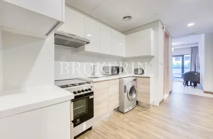 Apartment - Studio - 1 Bathroom for rent in SOL Bay - Business Bay - Dubai