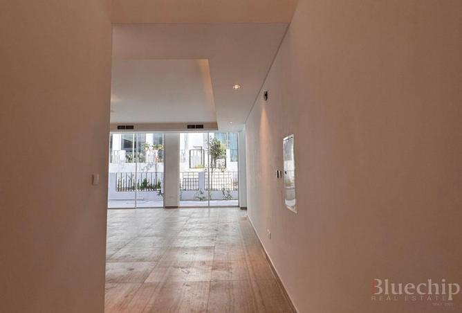 68289635 - صورة العقار 3