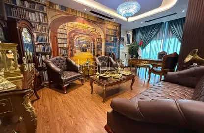 Office Space - 5 Bedrooms - 1 Bathroom for rent in Iris Bay - Business Bay - Dubai