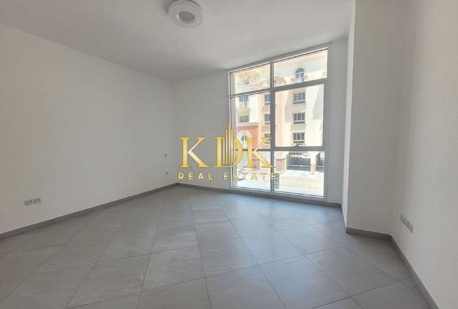 81950411 - Property Image 3