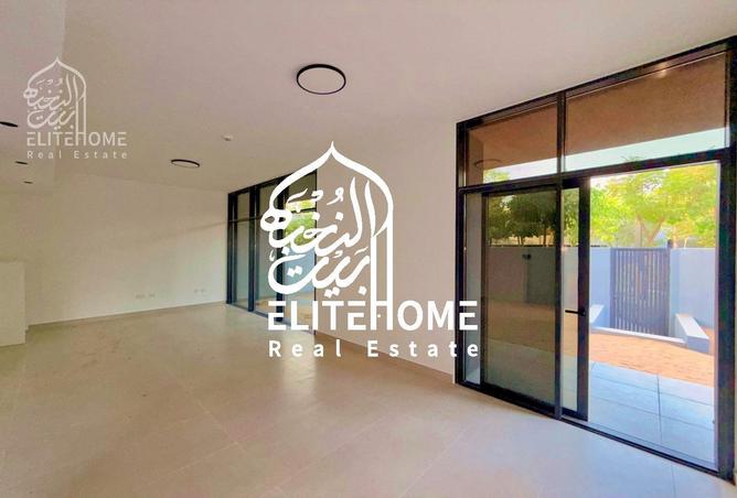 2OkICyZM67s - Property Image 2