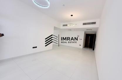 Apartment - 2 Bedrooms - 3 Bathrooms for rent in Tilal City A - Tilal City - Sharjah Apartment - 2 Bedrooms - 3 Bathrooms for rent in Tilal City A - Tilal City - Sharjah