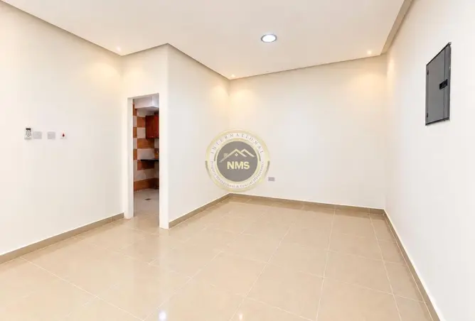 Rent in Al Mushrif Villas: 1 bhk in mushriaf area | Property Finder