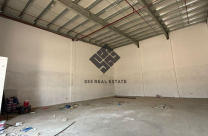 Warehouse - Studio - 1 Bathroom for rent in Umm Al Thuoob - Umm Al Quwain