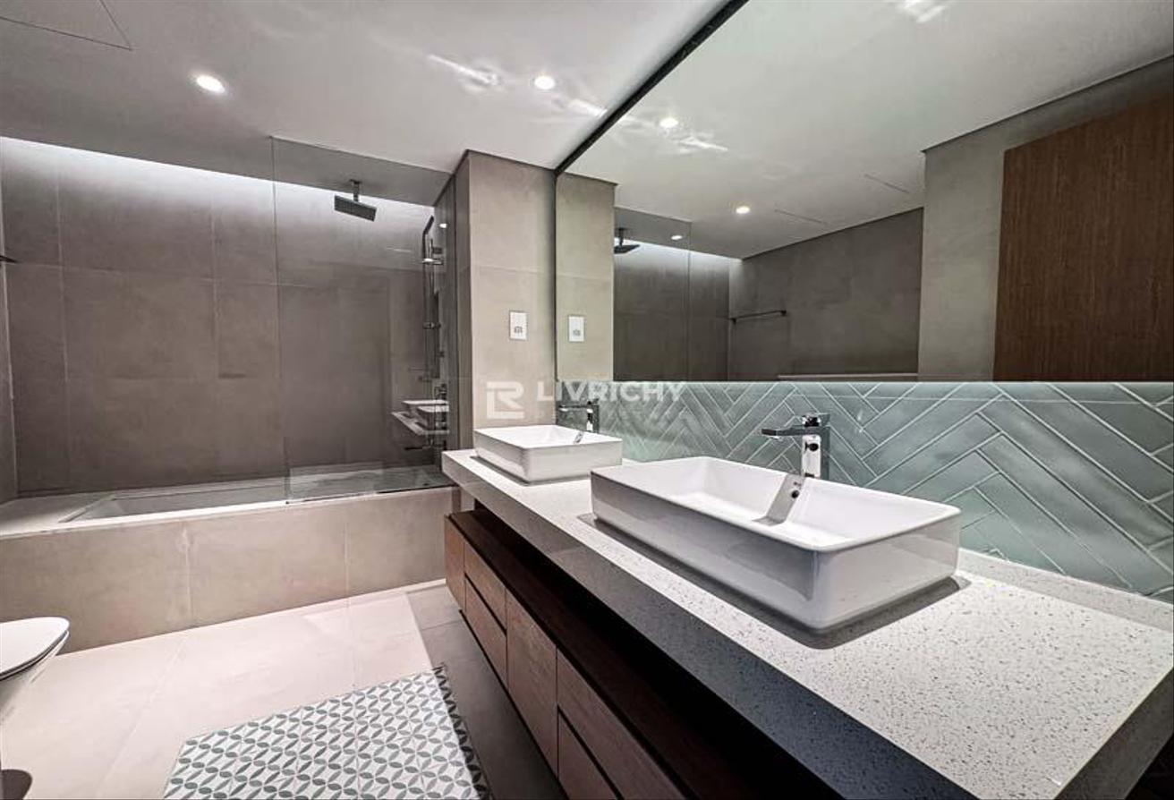 2 BR MAIDS | CENTRAL PARK VIEW | HIGH FLOOR photo 12