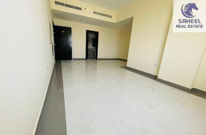 Apartment - 2 Bedrooms - 2 Bathrooms for rent in Dafan Al Nakheel - Ras Al Khaimah