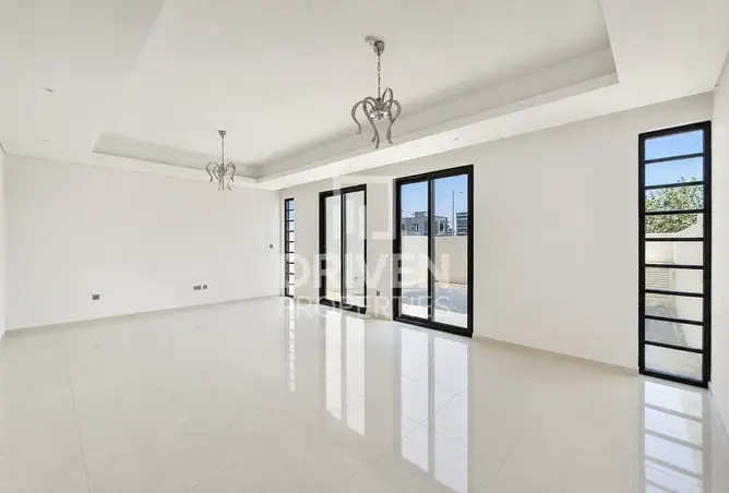 145963521 - Property Image 3