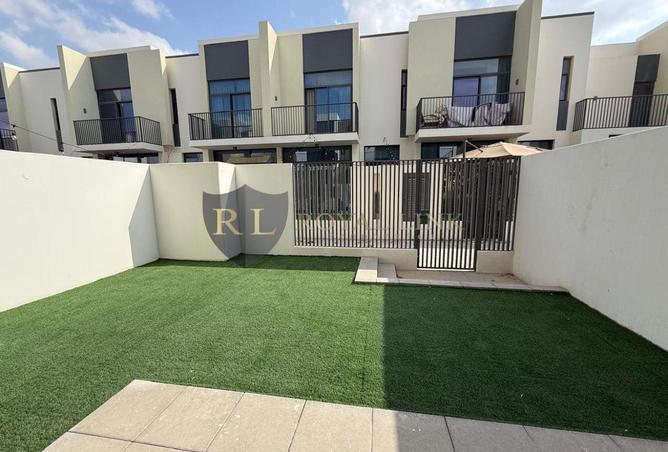 2OxNsWwrica - صورة العقار 2