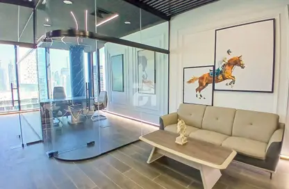 نصف طابق - استوديو - 1 حمام للايجار في برج بارك لين - الخليج التجاري - دبي