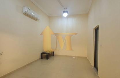 Villa - 3 Bedrooms - 4 Bathrooms for rent in Al Warqa'a 3 - Al Warqa'a - Dubai