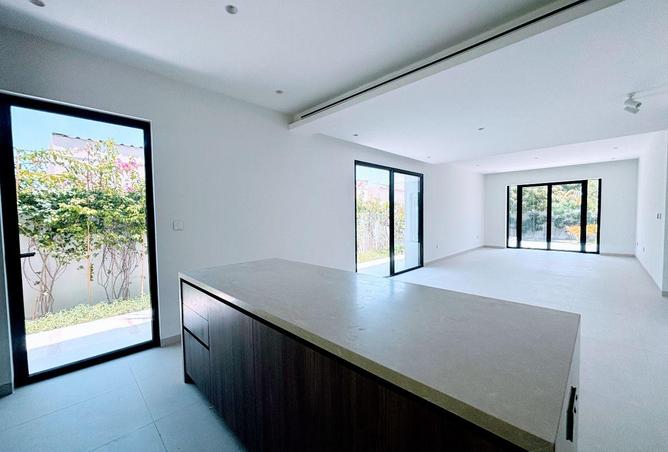 82350008 - Property Image 2