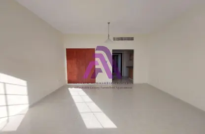 Apartment - Studio - 1 Bathroom for rent in R16 - France Cluster - International City - Dubai