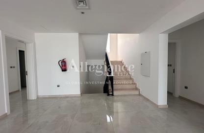 Villa - 5 Bedrooms - 6 Bathrooms for rent in Palma Residences - Palm Jumeirah - Dubai