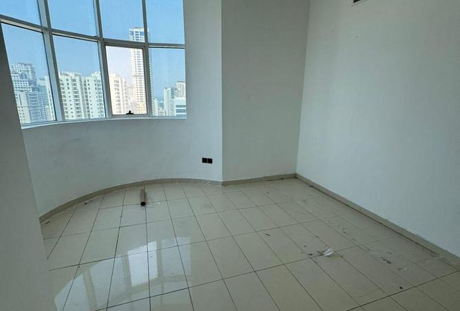 79858201 - Property Image 2