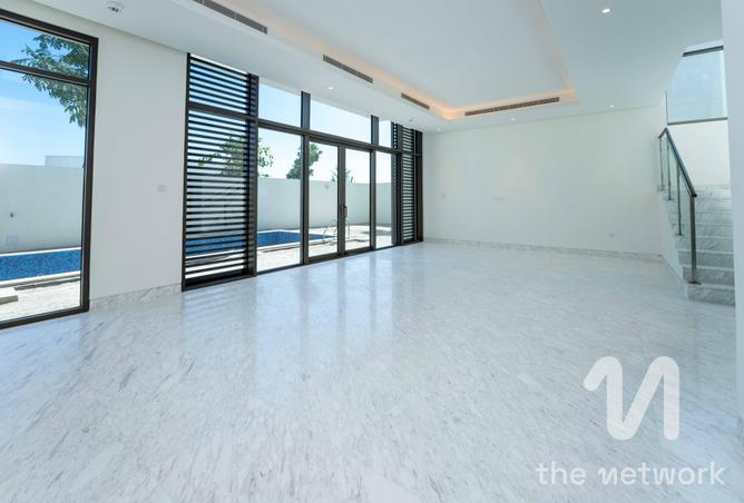 83640218 - Property Image 2