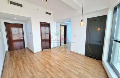 شقة - غرفة نوم - 1 حمام للايجار في برج إسكان - دبي مارينا - دبي