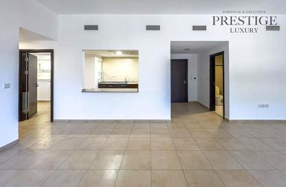 Apartment - 3 - 4 for sale in Al Thamam 14 - Al Thamam - Remraam - Dubai Apartment - 3 - 4 for sale in Al Thamam 14 - Al Thamam - Remraam - Dubai