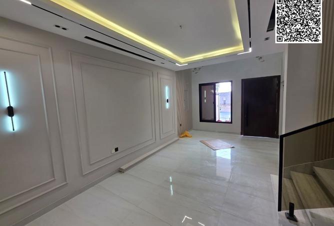130676255 - Property Image 3