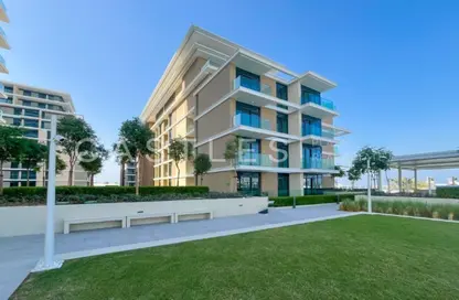 Apartment - 3 Bedrooms - 3 Bathrooms for rent in Seagate Building 2 - Seagate - Mina Rashid - Dubai