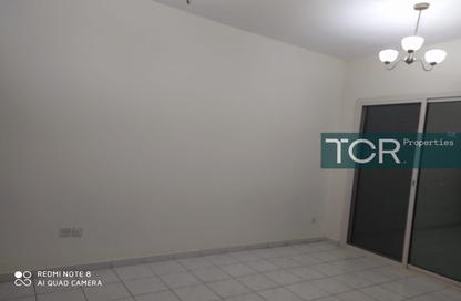 شقة - غرفة نوم للايجار في واي-11 - طراز إنجليزي - المدينة العالمية - دبي شقة - غرفة نوم للايجار في واي-11 - طراز إنجليزي - المدينة العالمية - دبي
