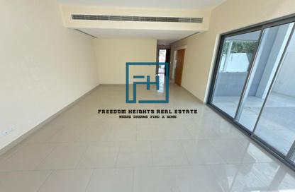 Villa - 3 Bedrooms - 4 Bathrooms for rent in Al Zahia - Muwaileh Commercial - Sharjah