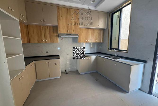 2PFcqdrC9Fg - Property Image 2