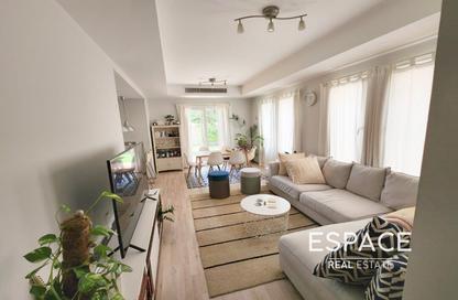 Villa - 2 Bedrooms - 2 Bathrooms for rent in Springs 2 - The Springs - Dubai