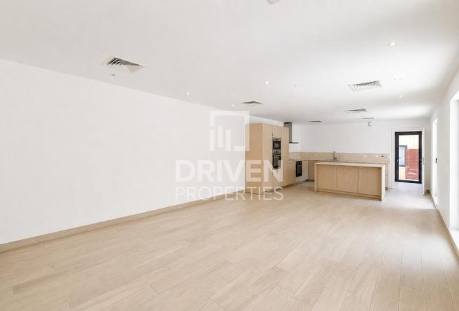 118144242 - Property Image 3