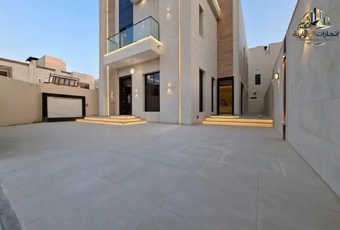 146907154 - Property Image 2