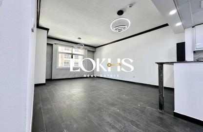 Apartment - 1 Bedroom - 2 Bathrooms for rent in Mazaya 6 - Queue Point - Liwan - Dubai Land - Dubai