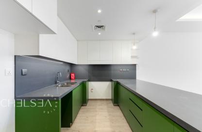 Apartment - 2 - 3 for sale in Central Park Building 1 - Central Park at City Walk - City Walk - Dubai