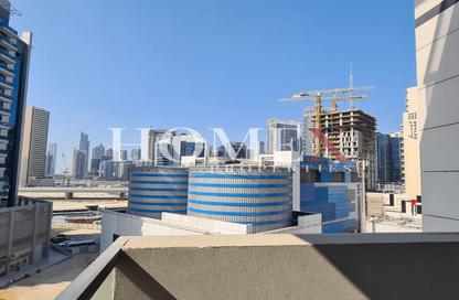 Apartment - 1 Bedroom - 1 Bathroom for rent in Vezul Residence - Business Bay - Dubai