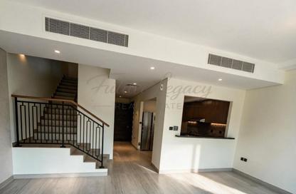 Townhouse - 4 - 3 for rent in Portofino - Damac Lagoons - Dubai
